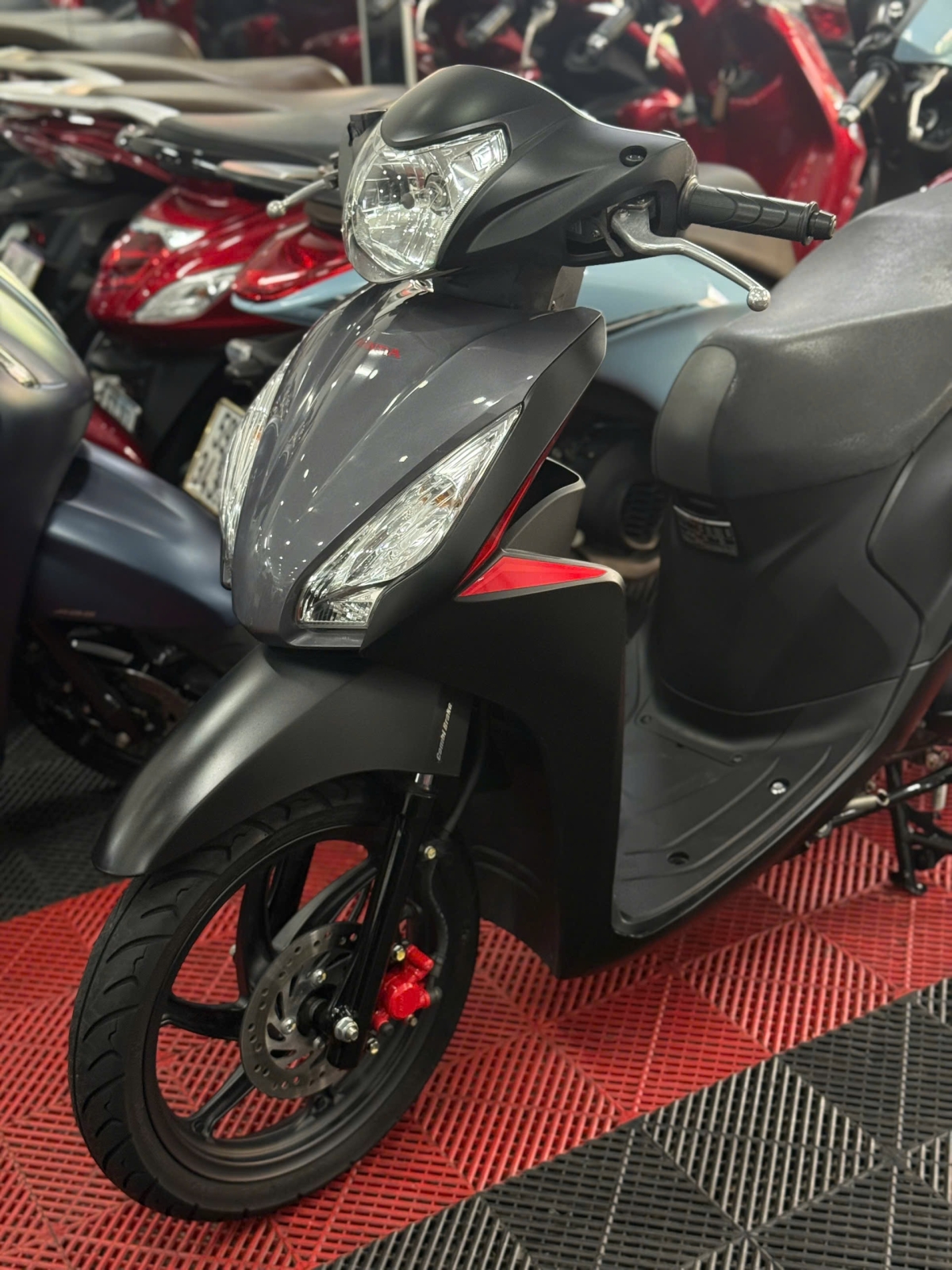 VISION 2019 SMK 63B6-37185