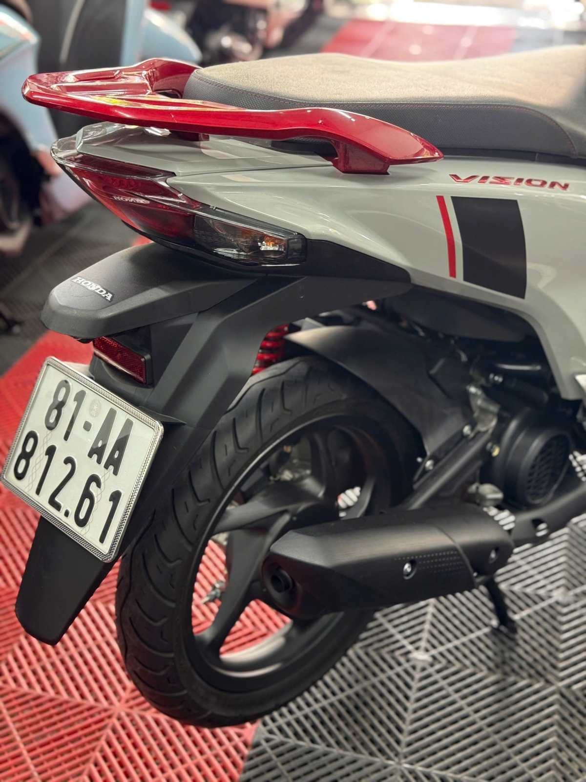 VISION THỂ THẢO XXM 2025 5000KM 81AA-81261