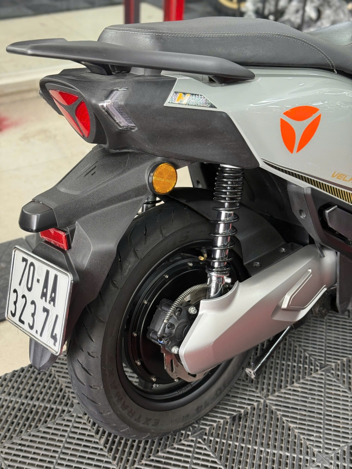 YADEA VELAX H 4000KM 70AA-32374