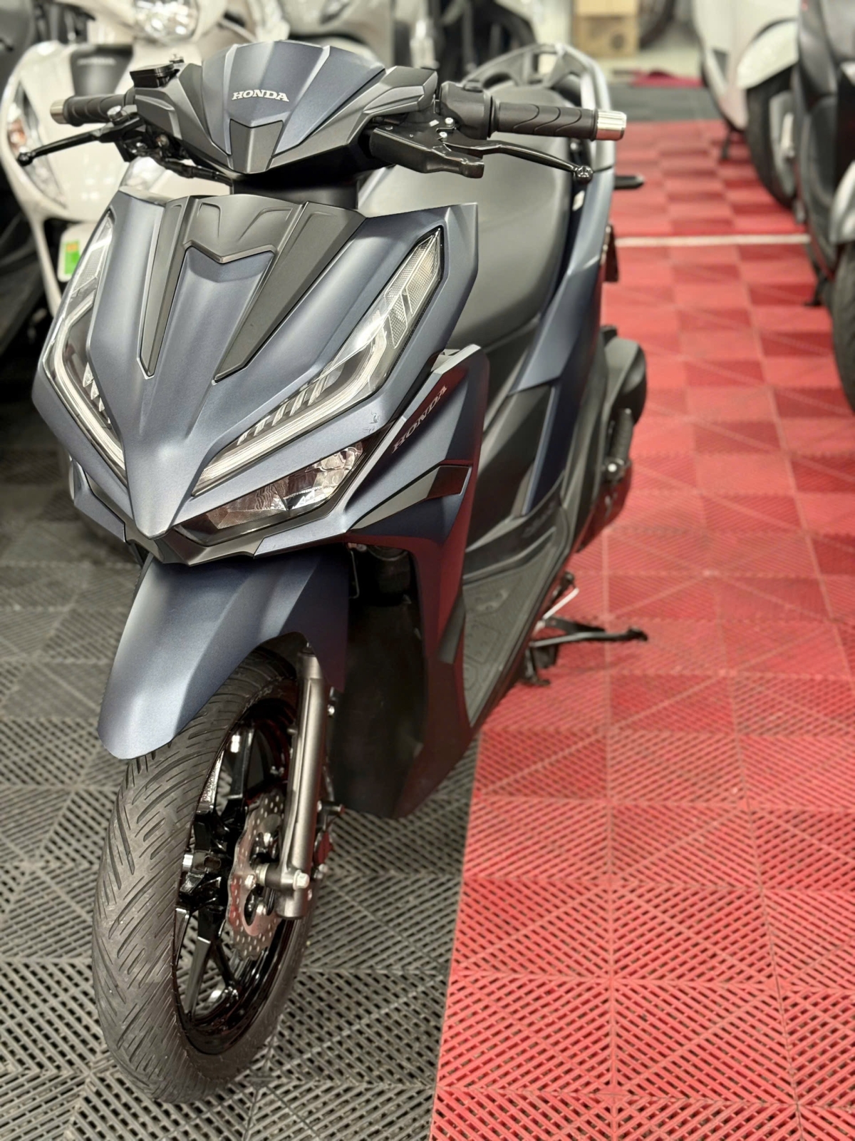 VARIO 125 SMK 2025 5000KM 62AA-43587