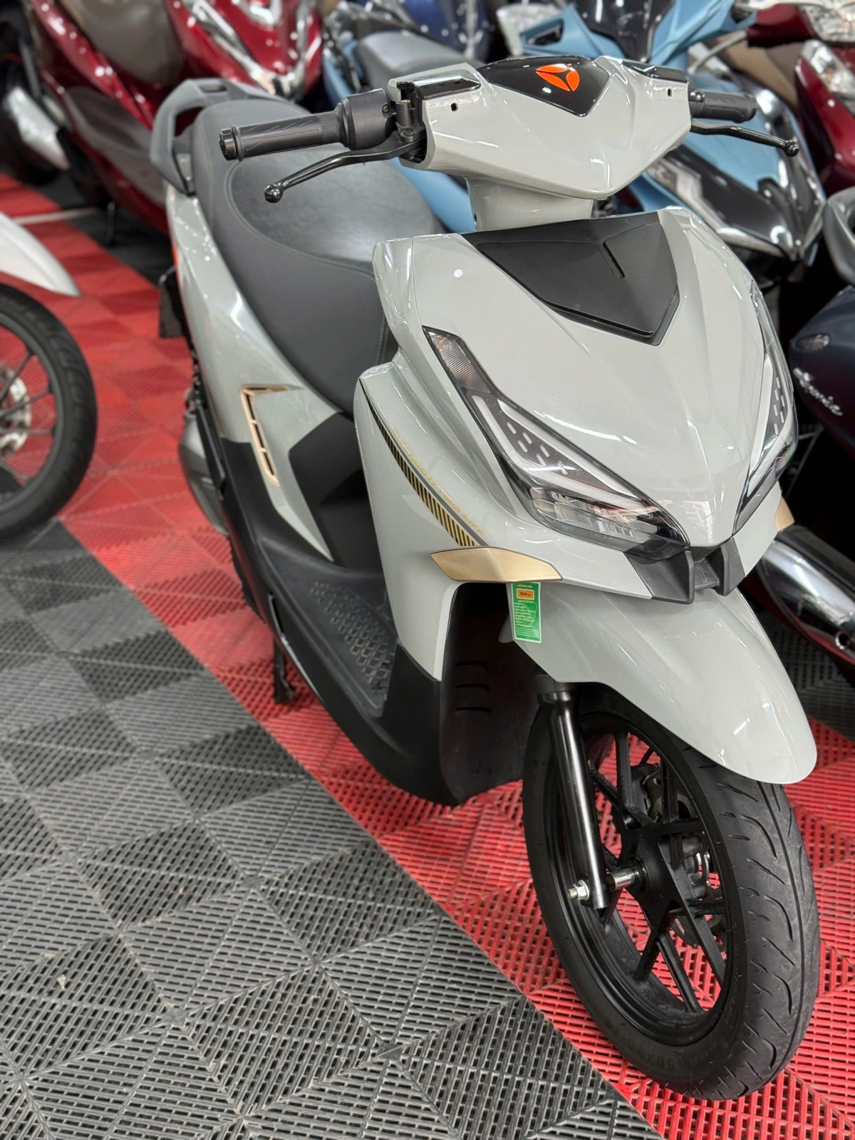 YADEA VELAX H 4000KM 70AA-32374
