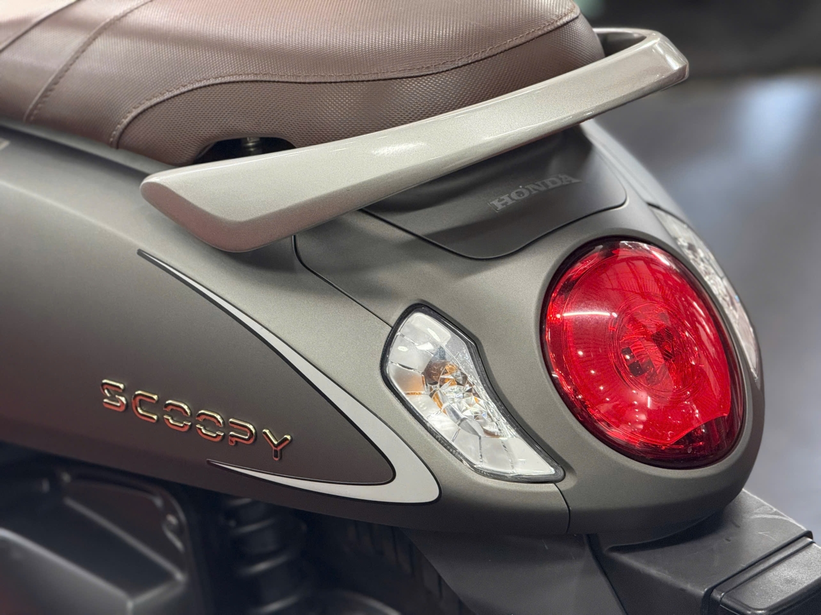 HONDA SCOOPY SMK 2022 8000KM 59V3-60068
