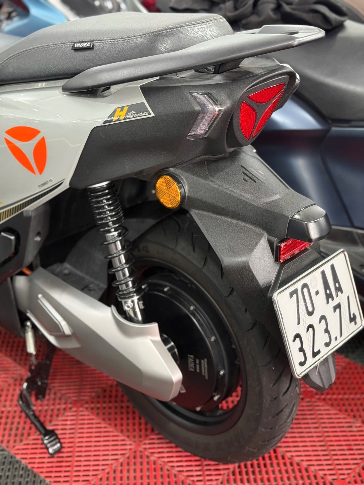 YADEA VELAX H 4000KM 70AA-32374