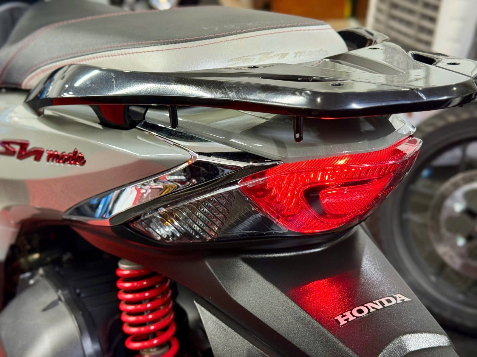 SH mode 2025 60AE-24034