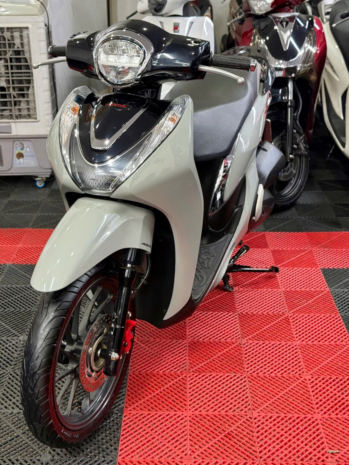 SH mode 2025 60AE-24034