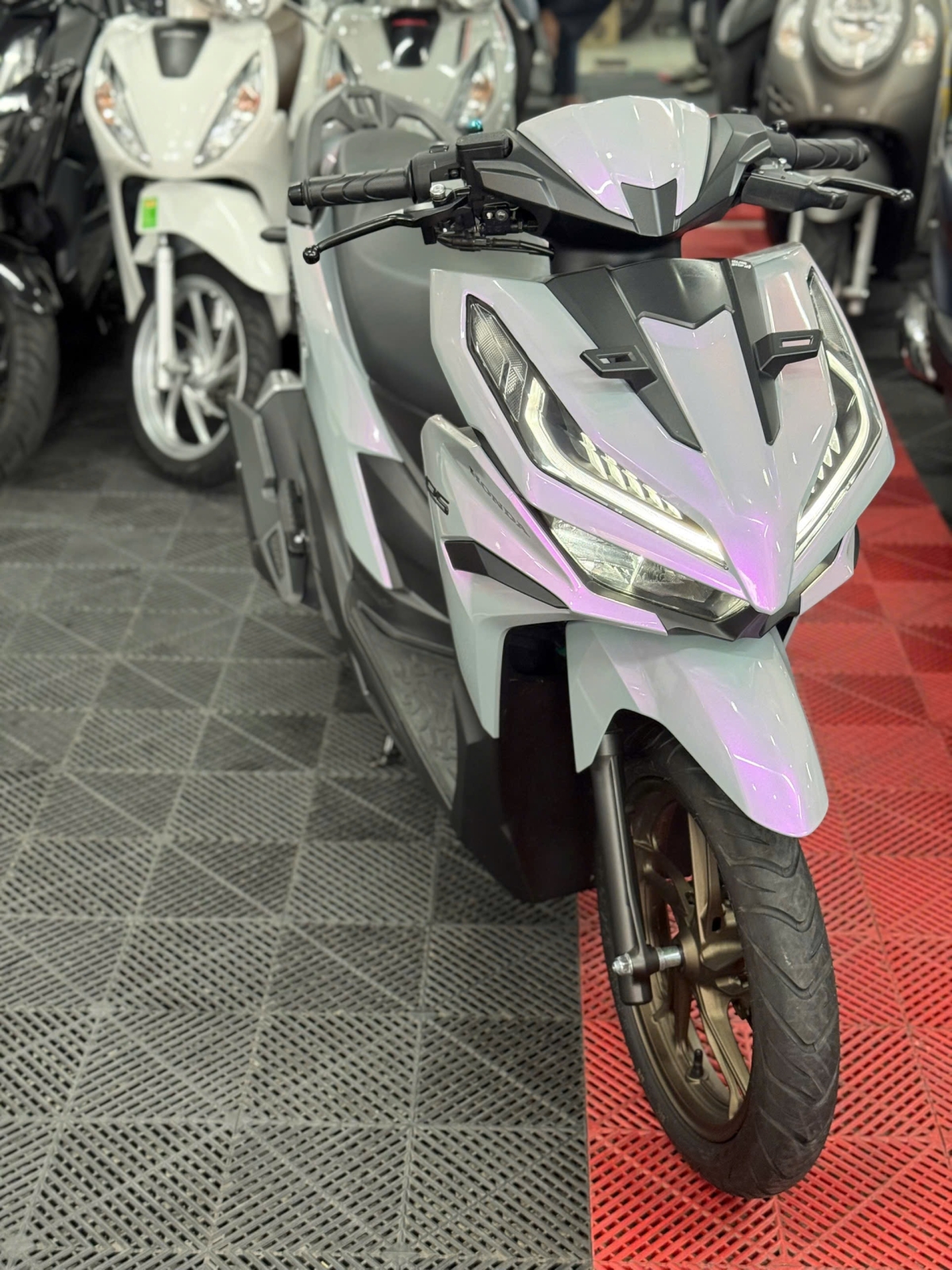 VARIO 125 SMK 2025 800KM 84B1-83413