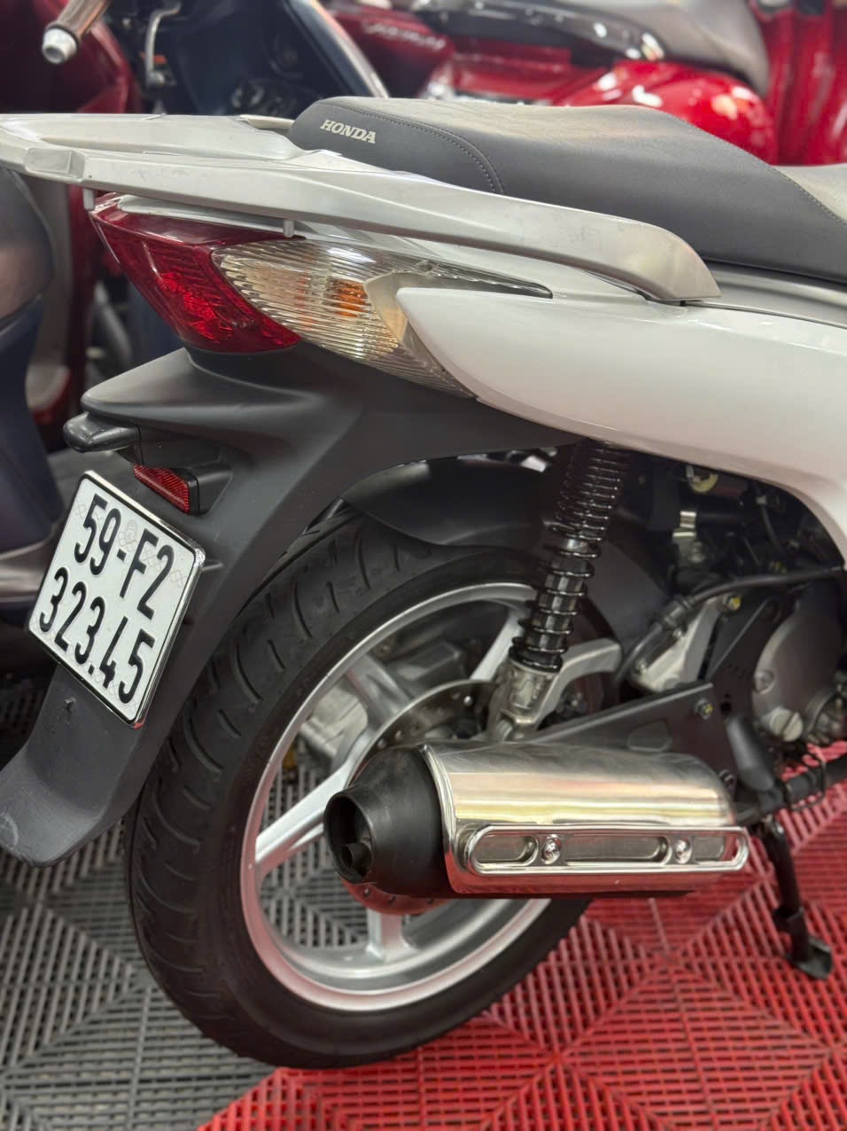 HONDA SH Ý 2010 SM 105 đầu. Máy Zin 59F2-32345
