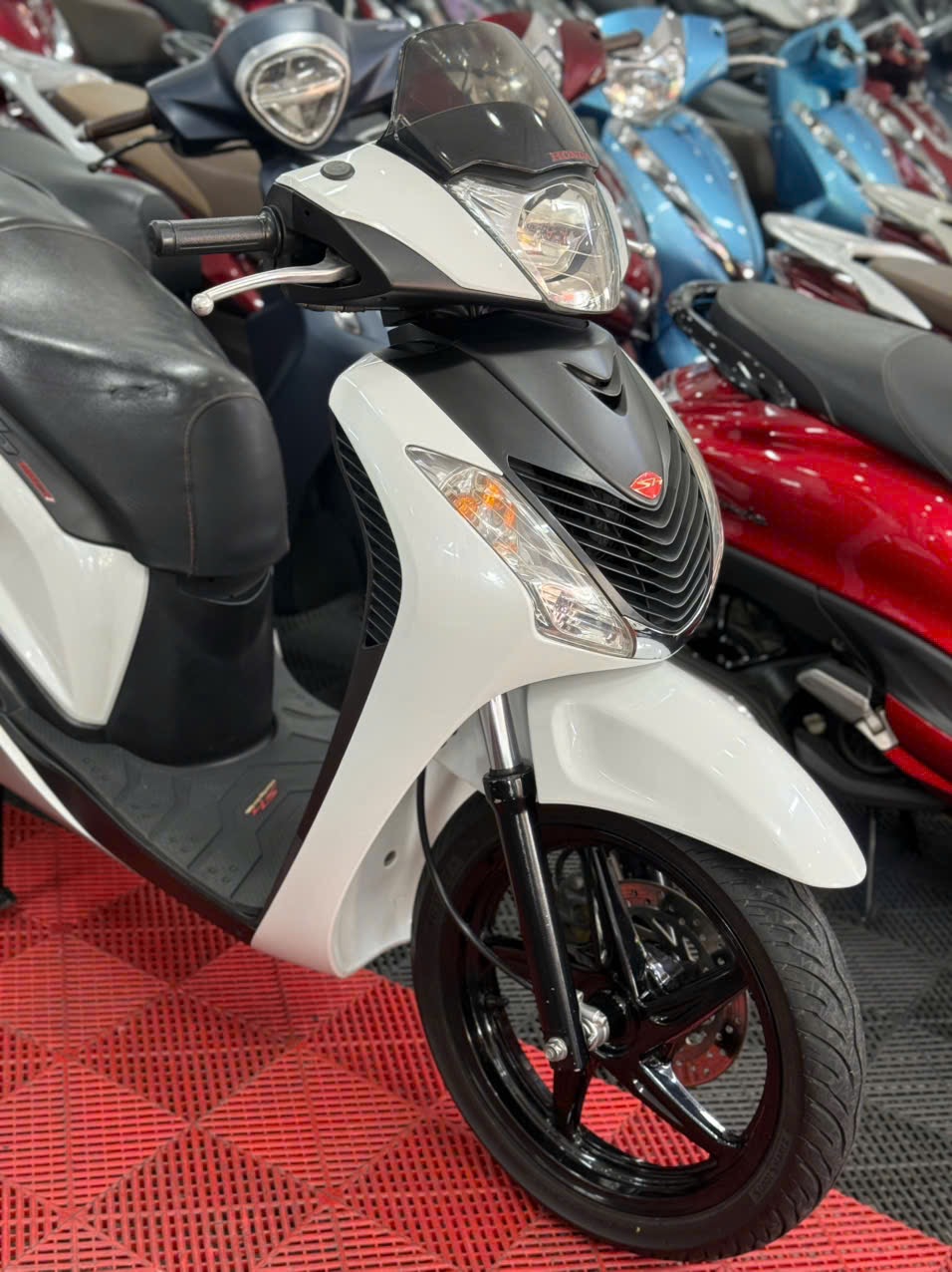 HONDA SH Ý 2011 SM 107 Đầu Zin 60F4-44770
