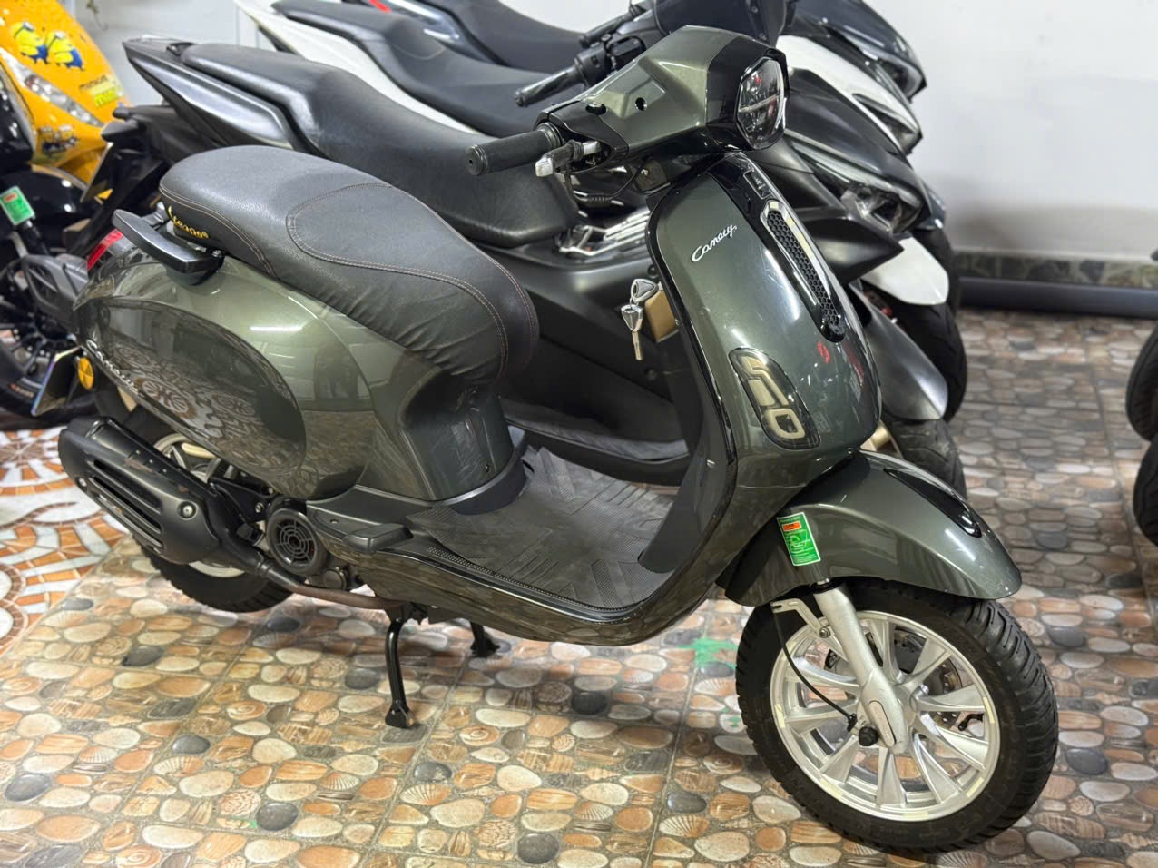 VESPA 50cc 2022 59LA-08284