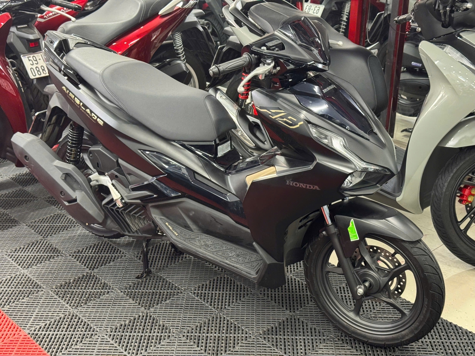 Air Blade 125 4val 2025 83ZY-05744