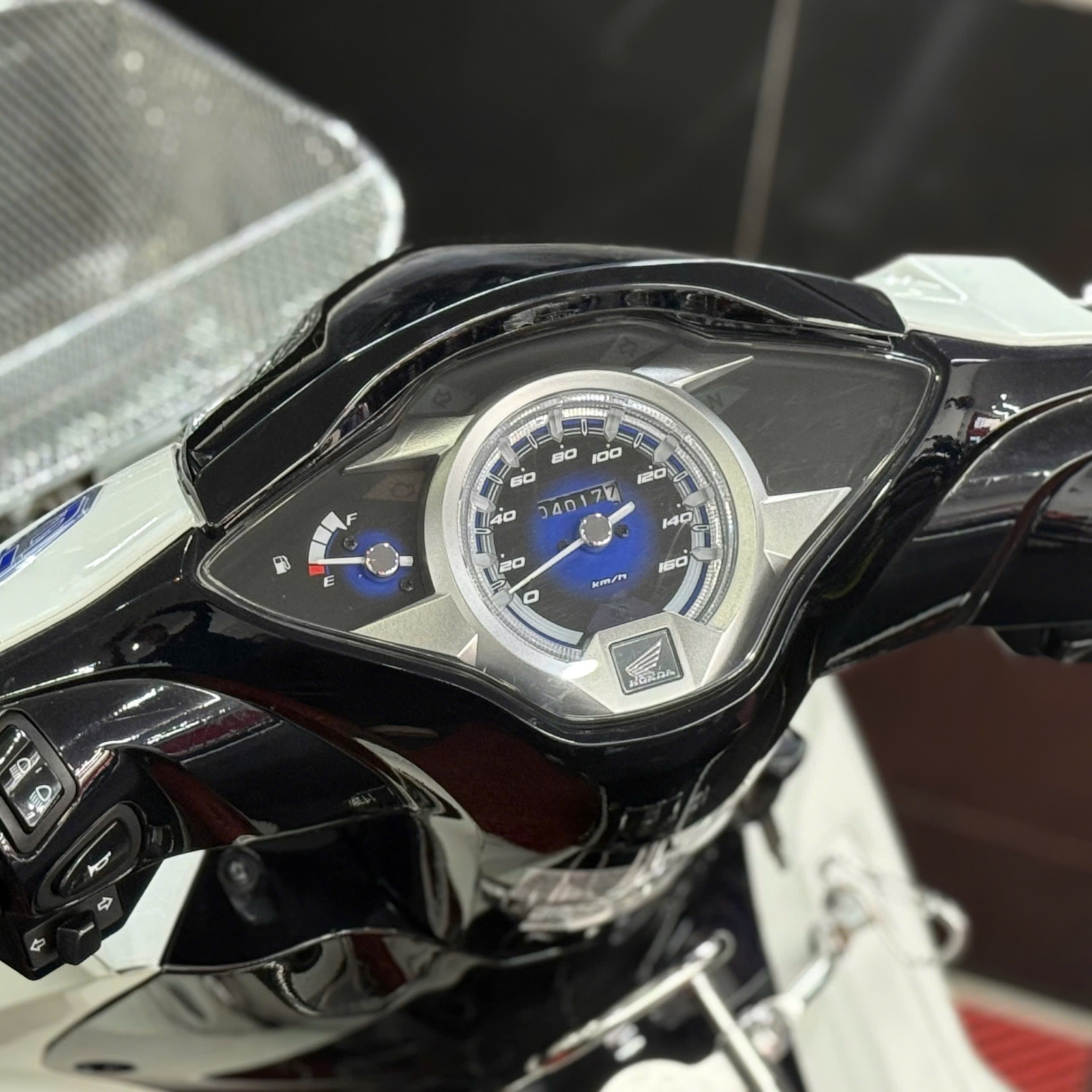 Future 2023 59NA-10592