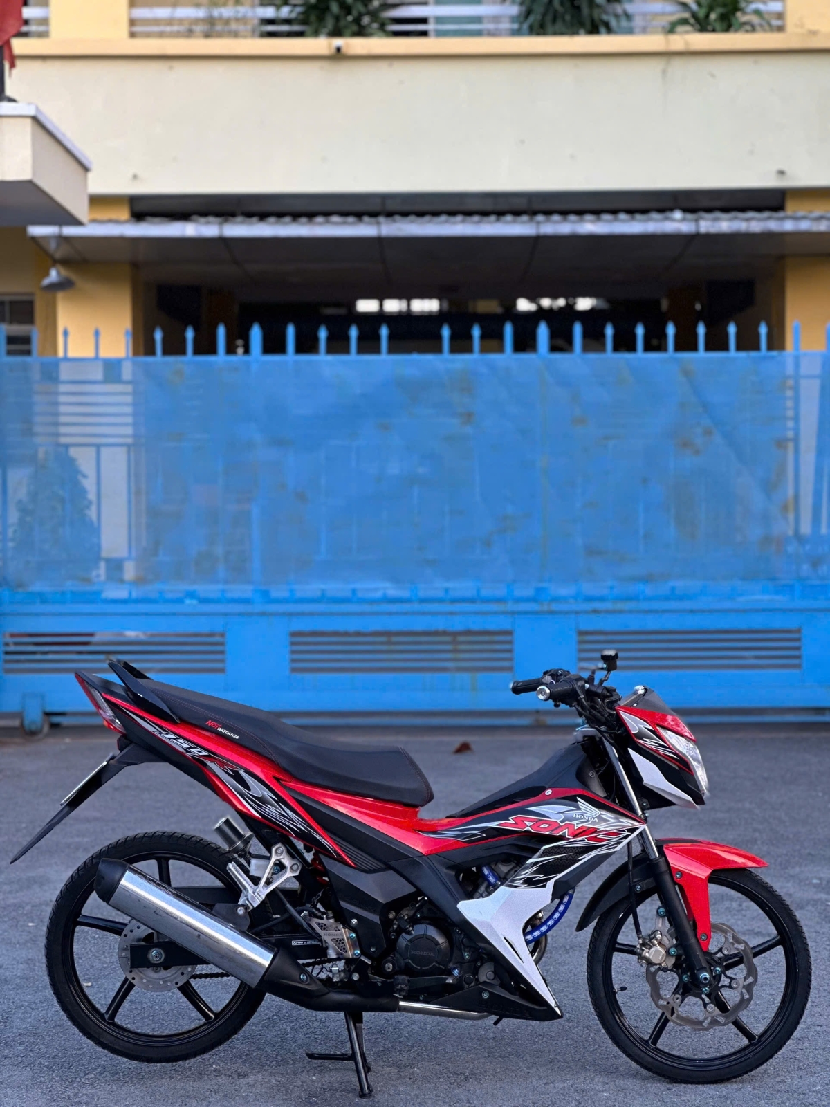 Honda sonic 61b1-919.47