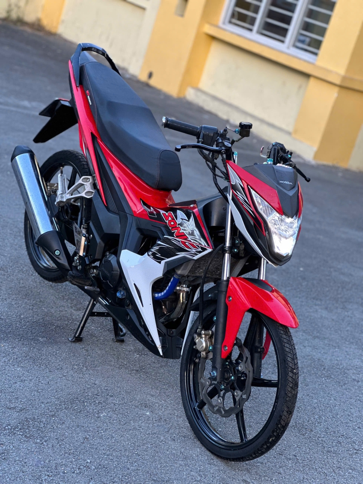 Honda sonic 61b1-919.47