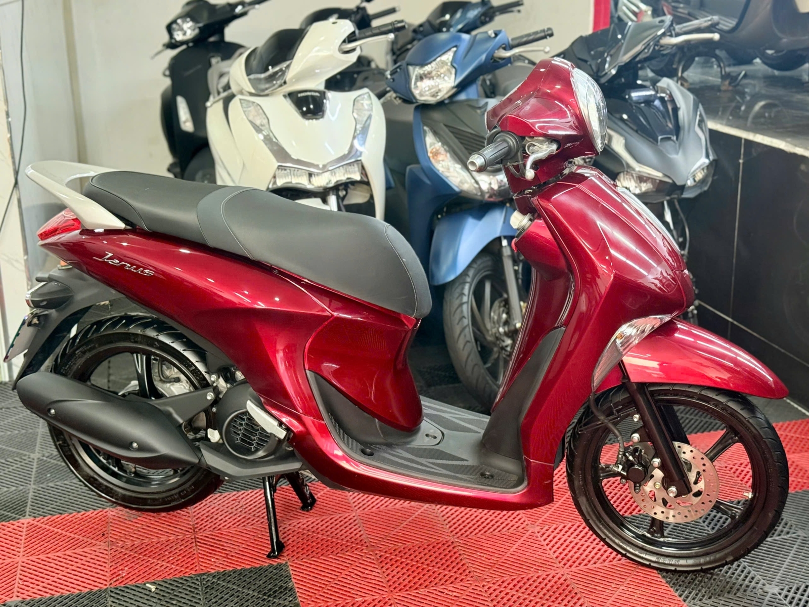 Janus 2018 SMK 84AL-10470