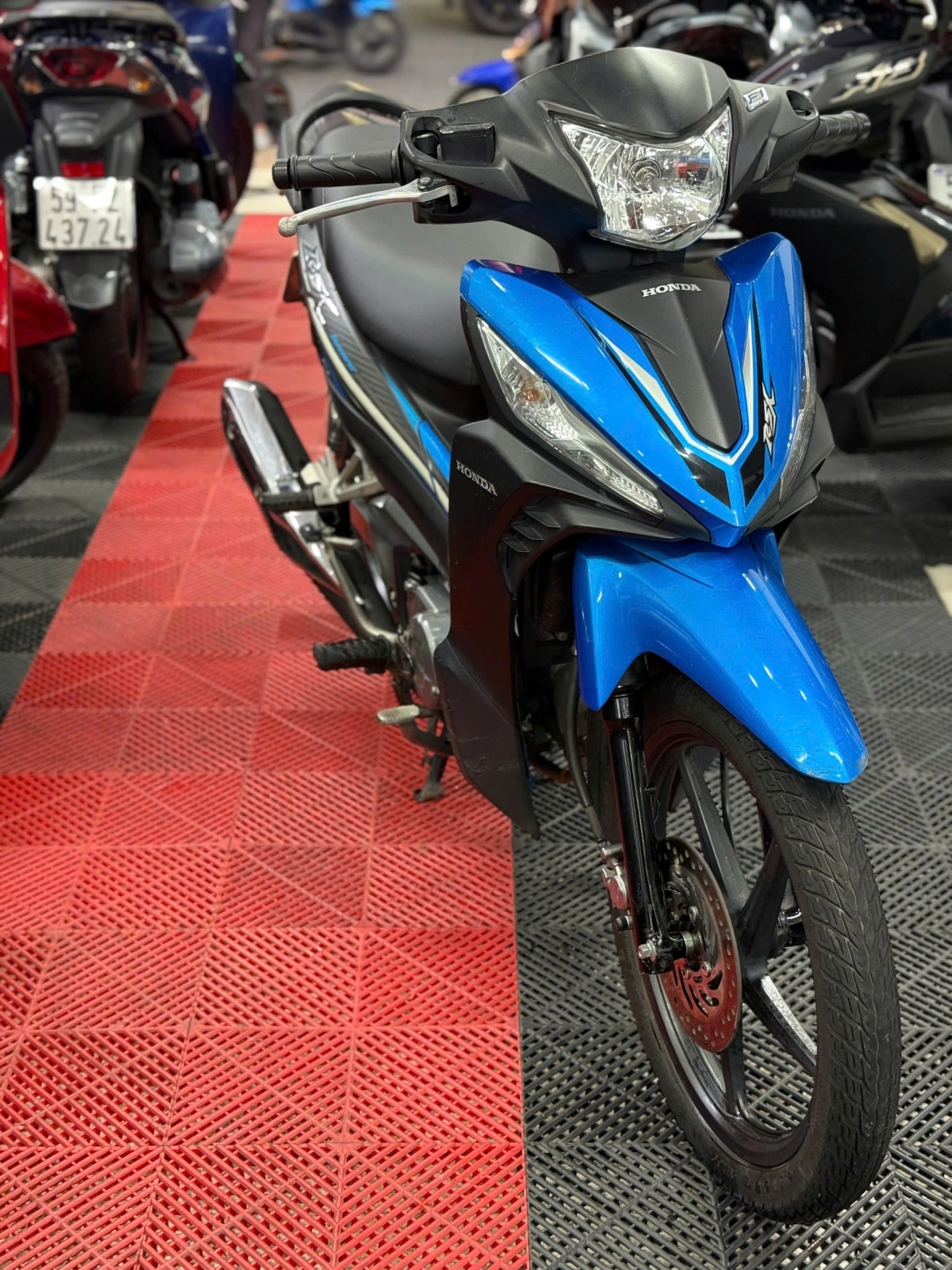 Wave RSX 2018 59X1-93534