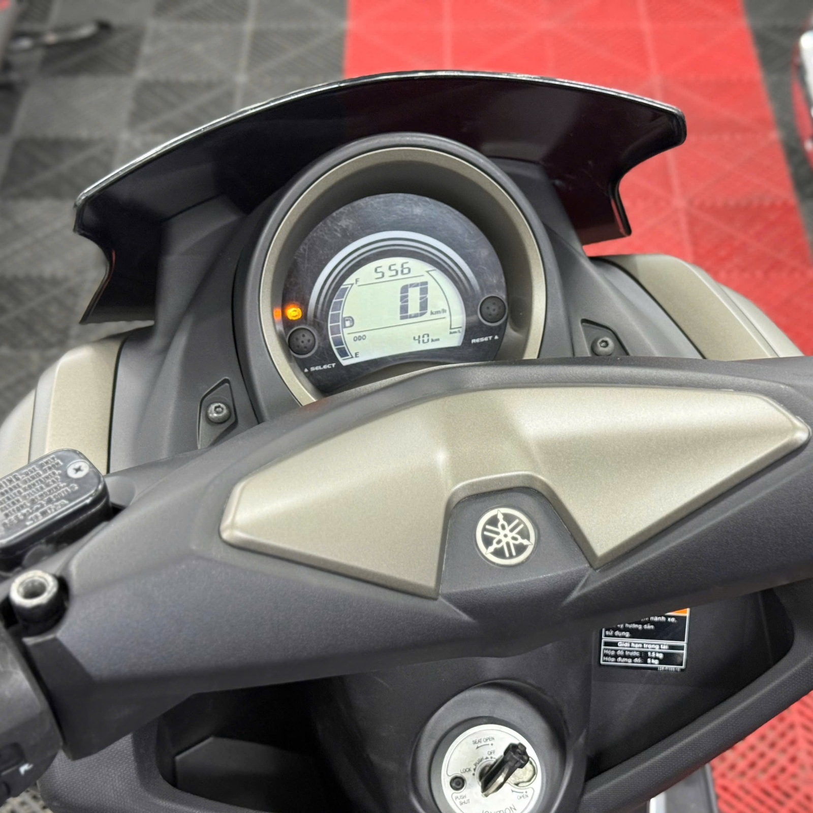 YAMAHA NMAX 2016 500KM NHẬP KHẨU BAO SANG TÊN