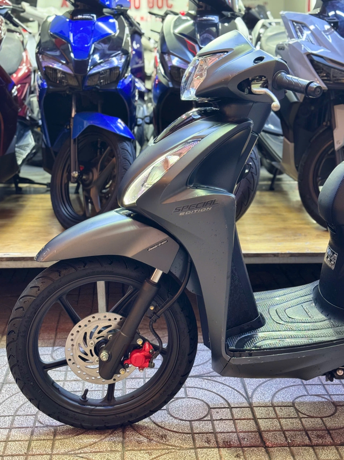 Honda Vision 2022 67L2-79574