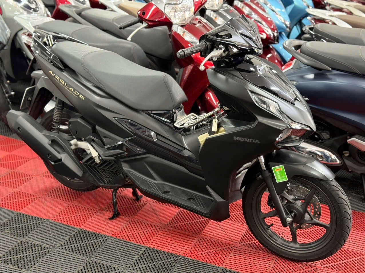 HONDA AIRBLADE 125 4VAL 2023 9000KM 59XB-39490