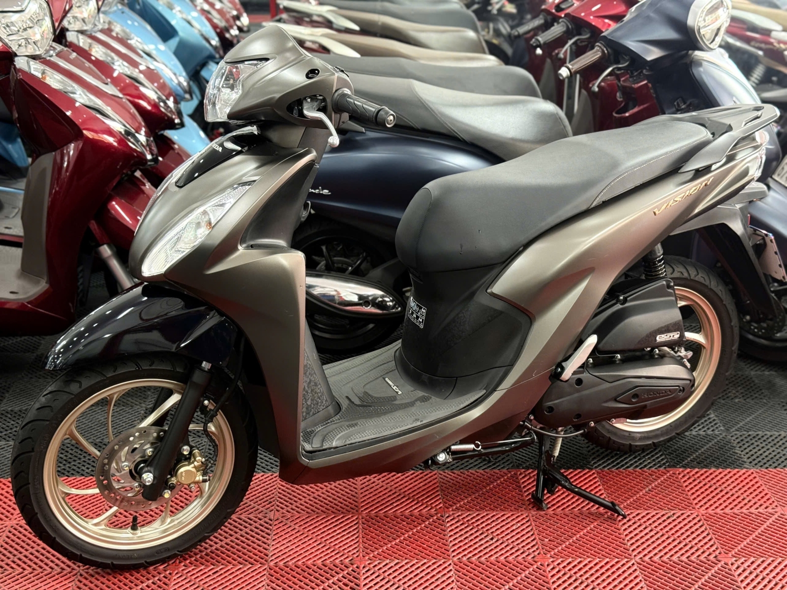 HONDA VISION 2026 SMK 3000KM 68AB-95485