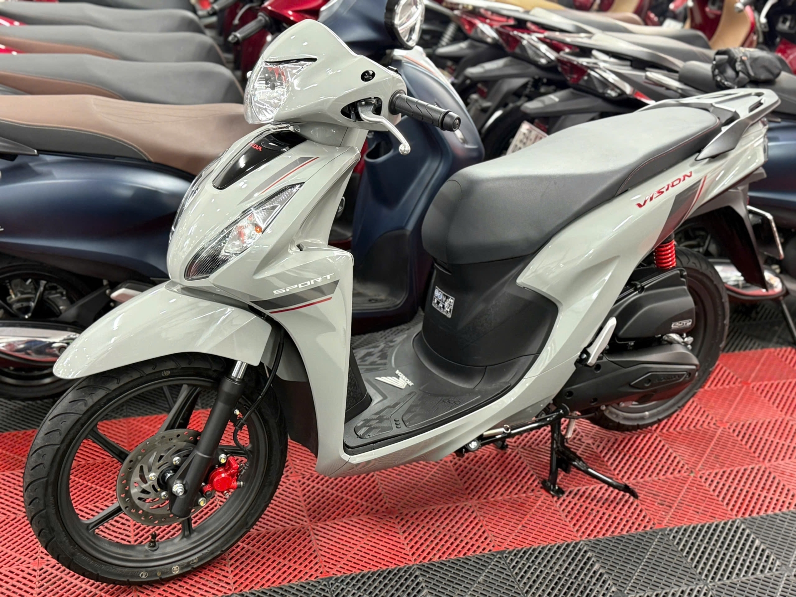 HONDA VISION 2026 BÁNH LỚN 400KM 60AD-41982