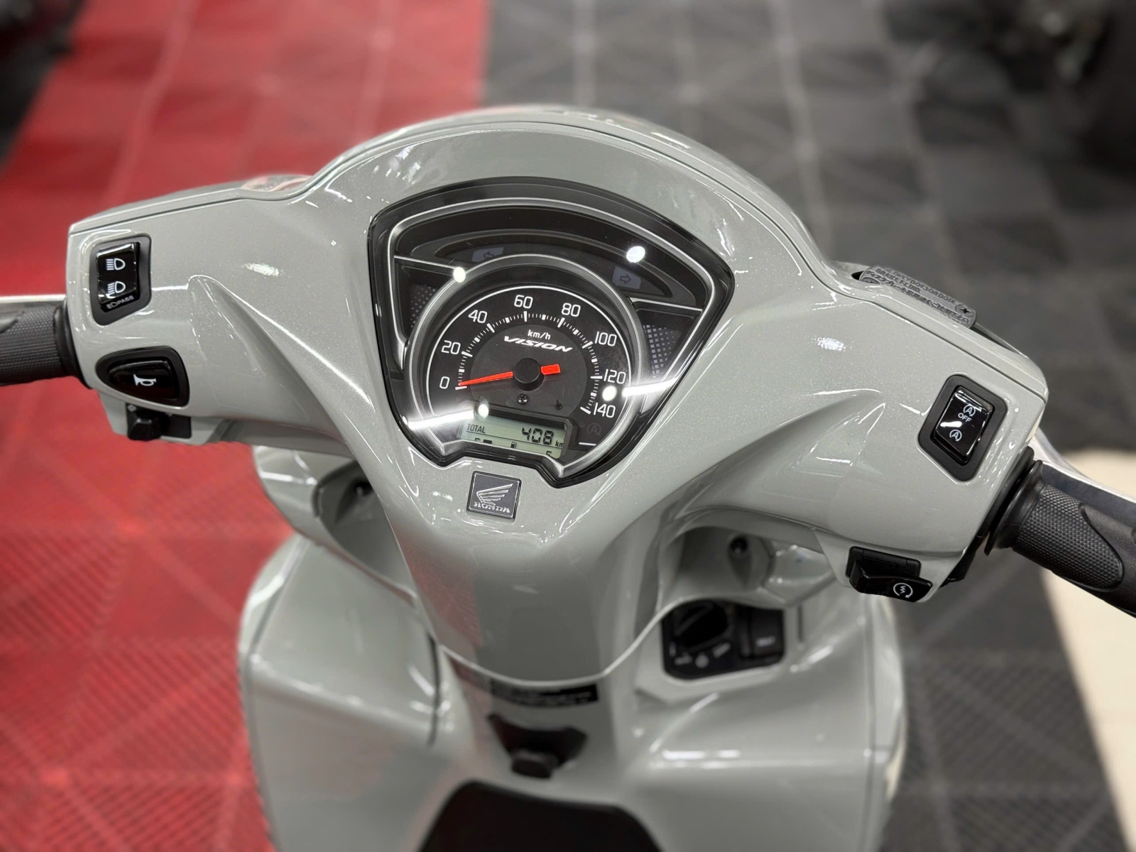 HONDA VISION 2026 BÁNH LỚN 400KM 60AD-41982