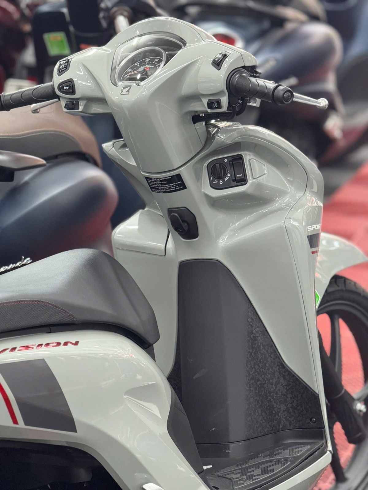 HONDA VISION 2026 BÁNH LỚN 400KM 60AD-41982