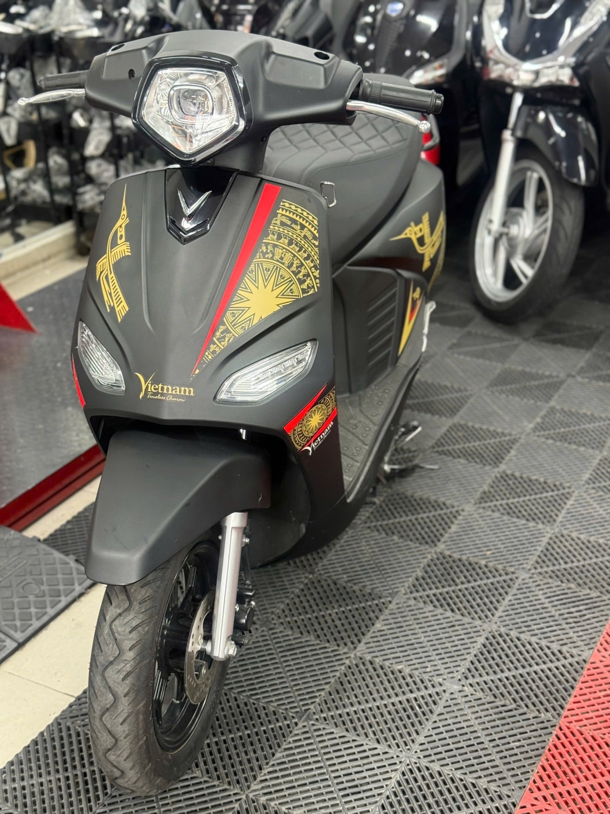 VINFAST VERO X 2026 PIN MUA 3000KM 50AE-61064