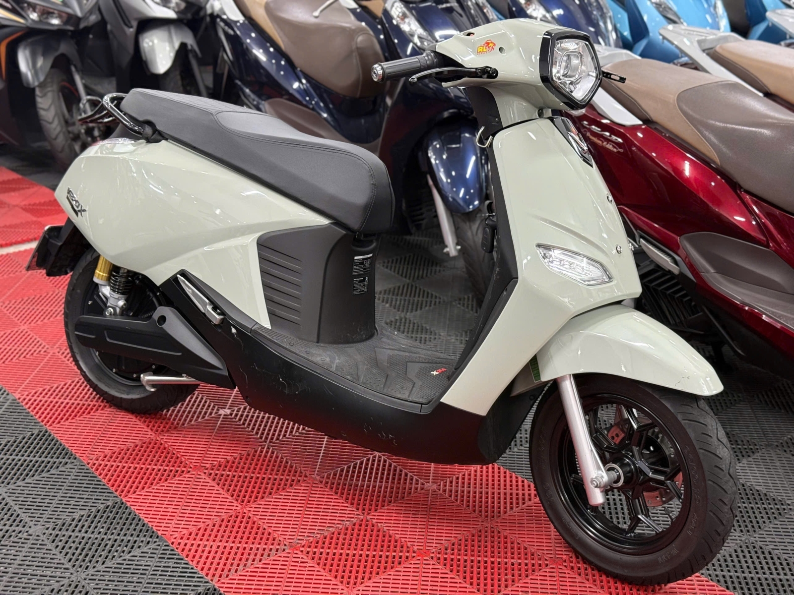 VINFAST VERO X 2026 BẢN PIN MUA 50AE-61075