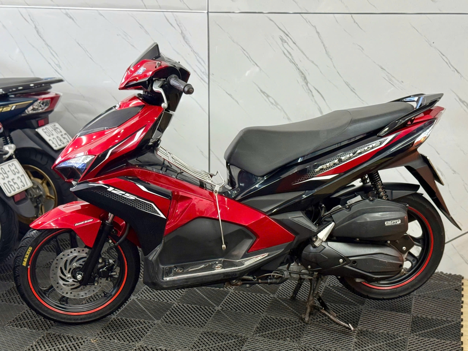 AirBlade 2019 Khoá chìa 59S3-25605