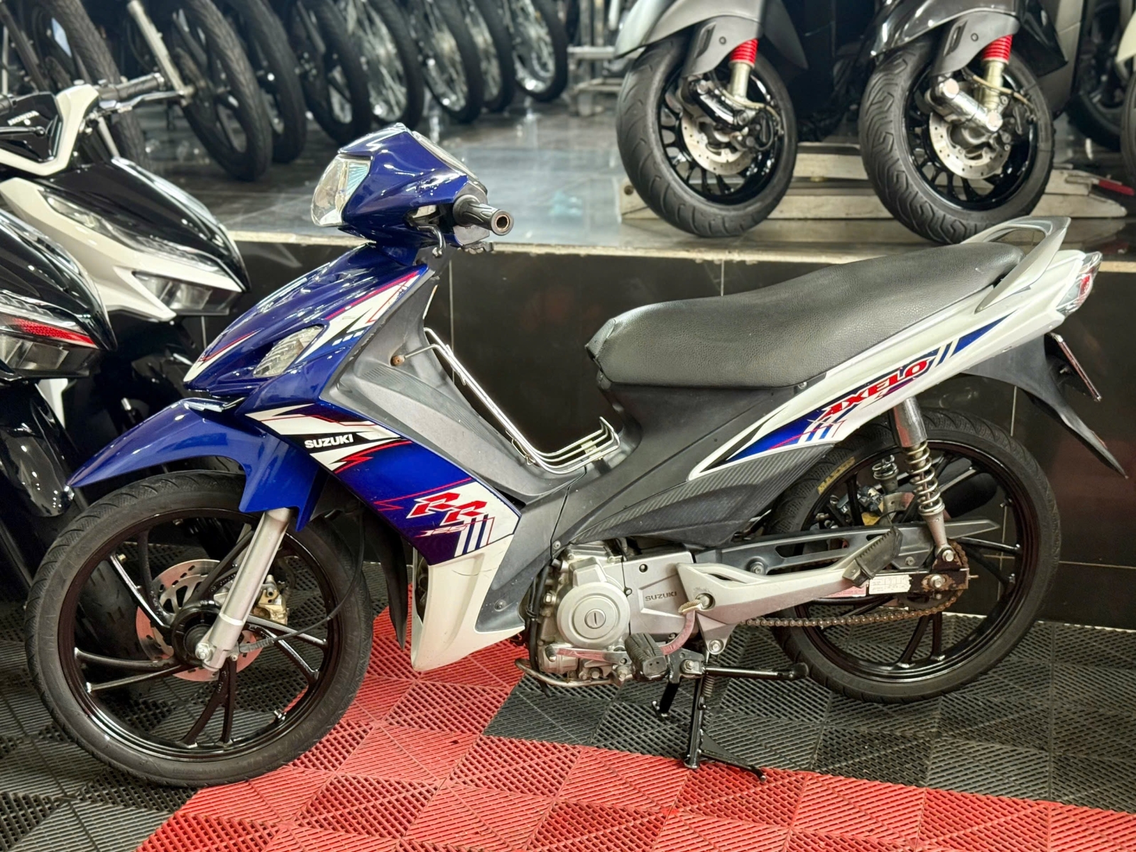 Suzuki Axelo 2013 61C1-35723