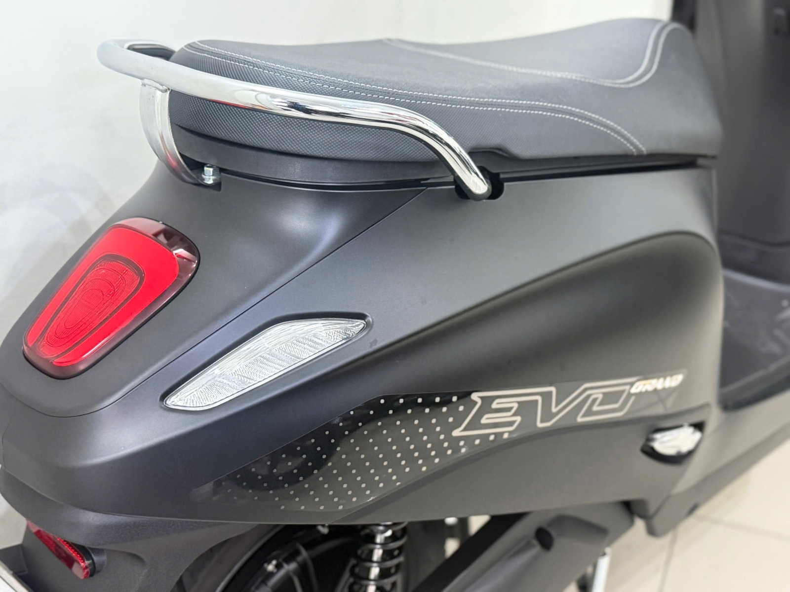 Evo Grand 2026 bản 2 pin 50AE-20958