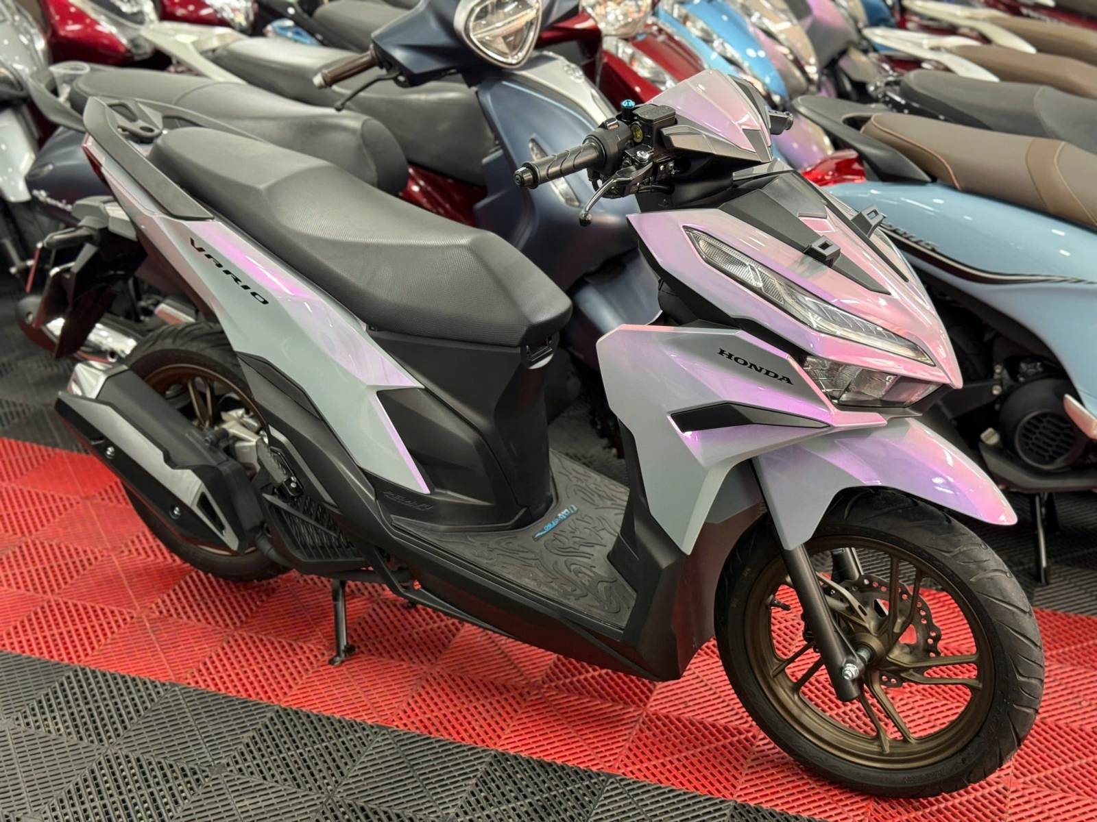 Vario 125 2026 84B1-83413