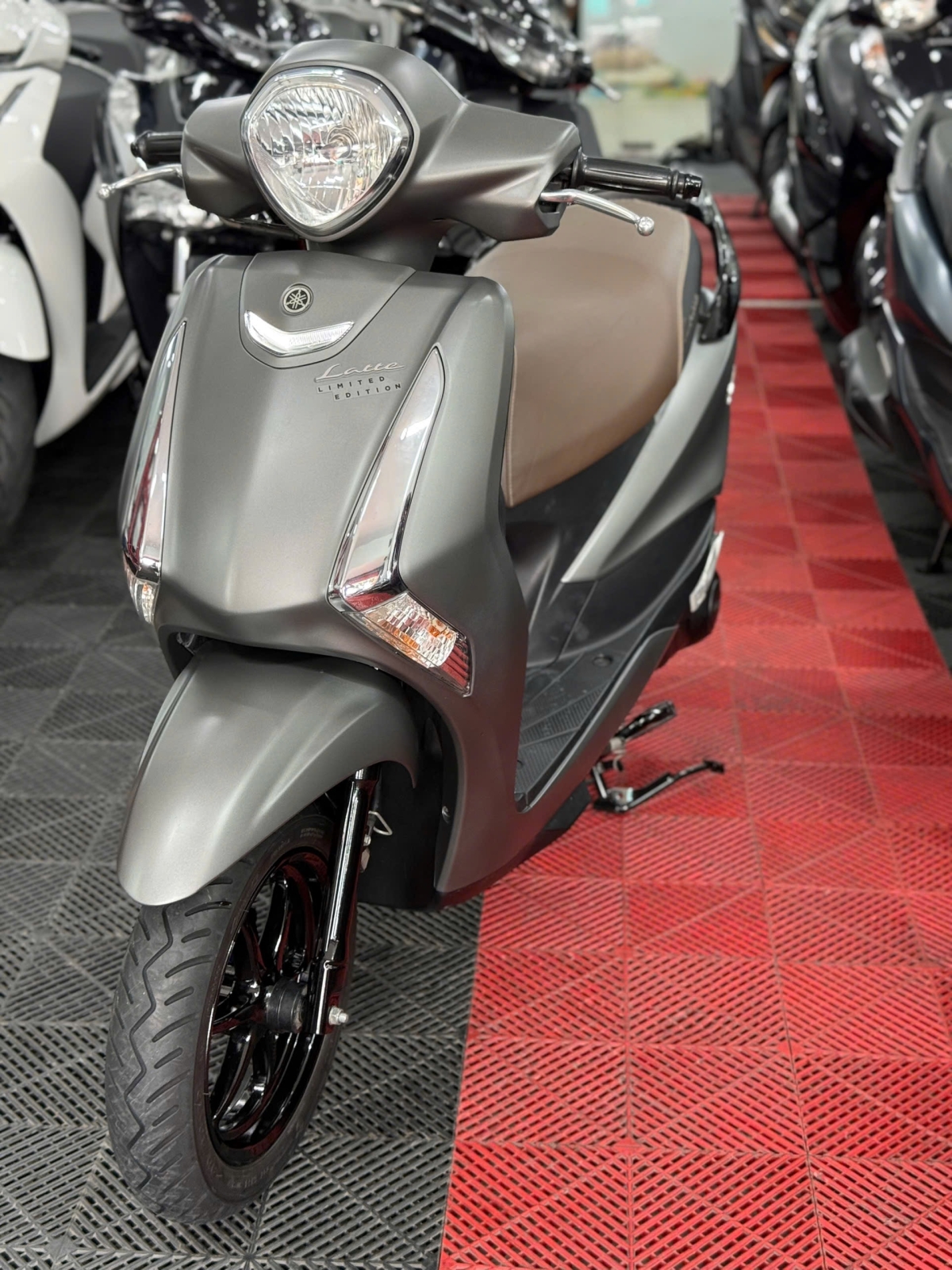 YAMAHA LATTE 2022 SMK 49D1-81313