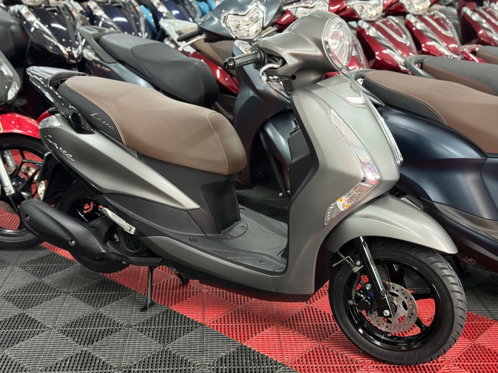 YAMAHA LATTE 2022 SMK 49D1-81313