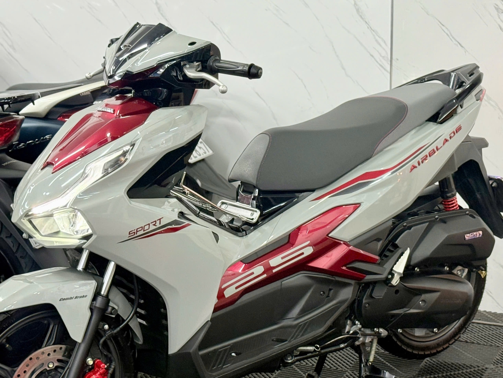 AirBlade 125 4val 2024 95MA-03367