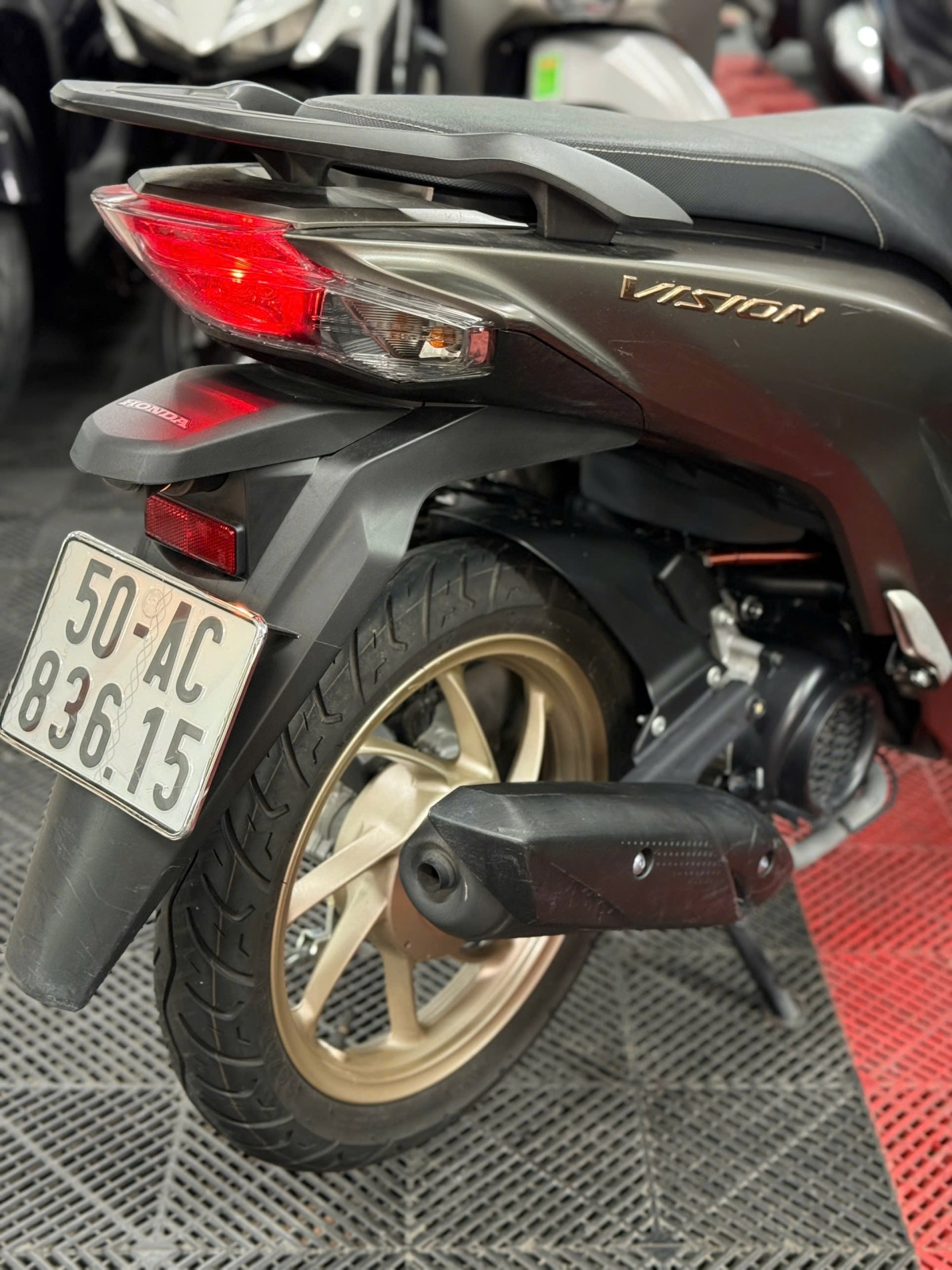 HONDA VISION 2025 SMK NÂU MÂM ĐỒNG 50AC-83615