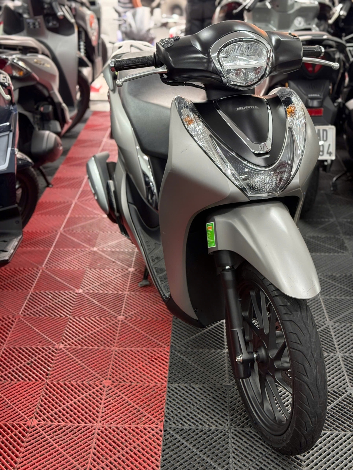 HONDA SH MODE 2025 ABS BẠC NHÁM 50AC-53910