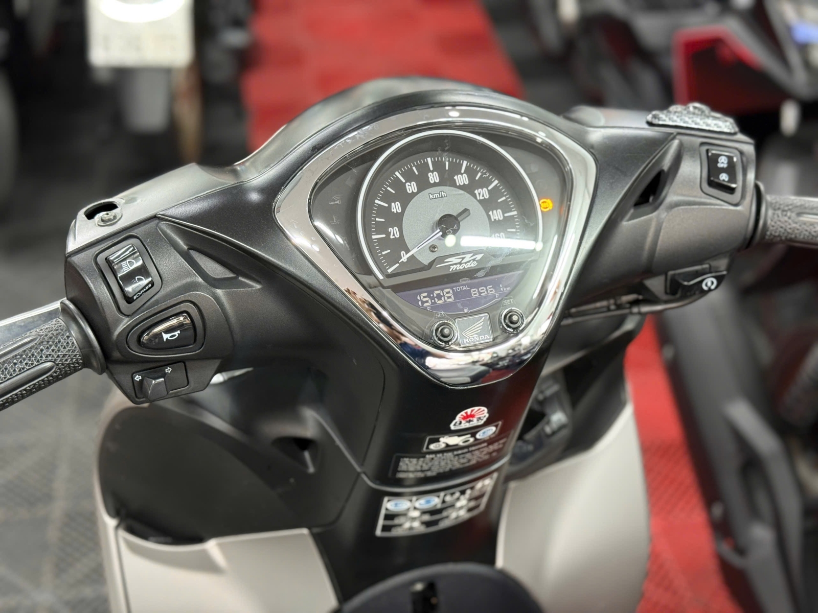 HONDA SH MODE 2025 ABS BẠC NHÁM 50AC-53910