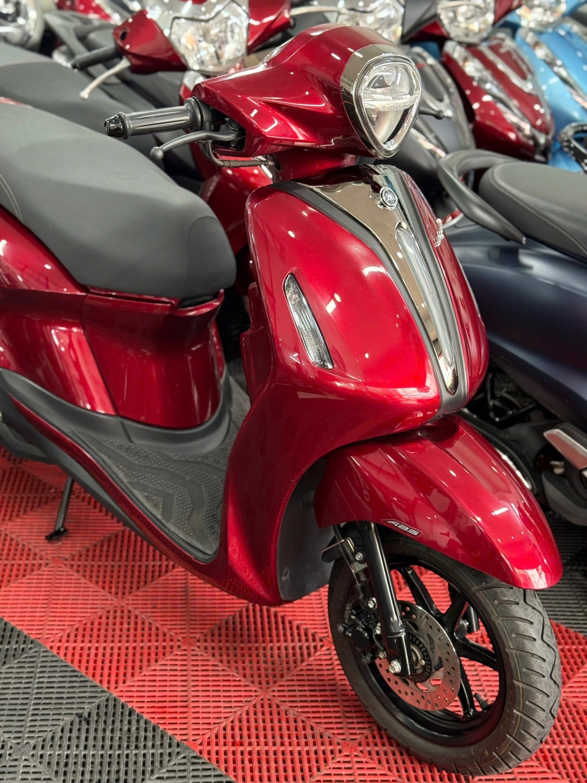 YAMAHA NOZZA GRANDE 2025 SMK 61CA-08947