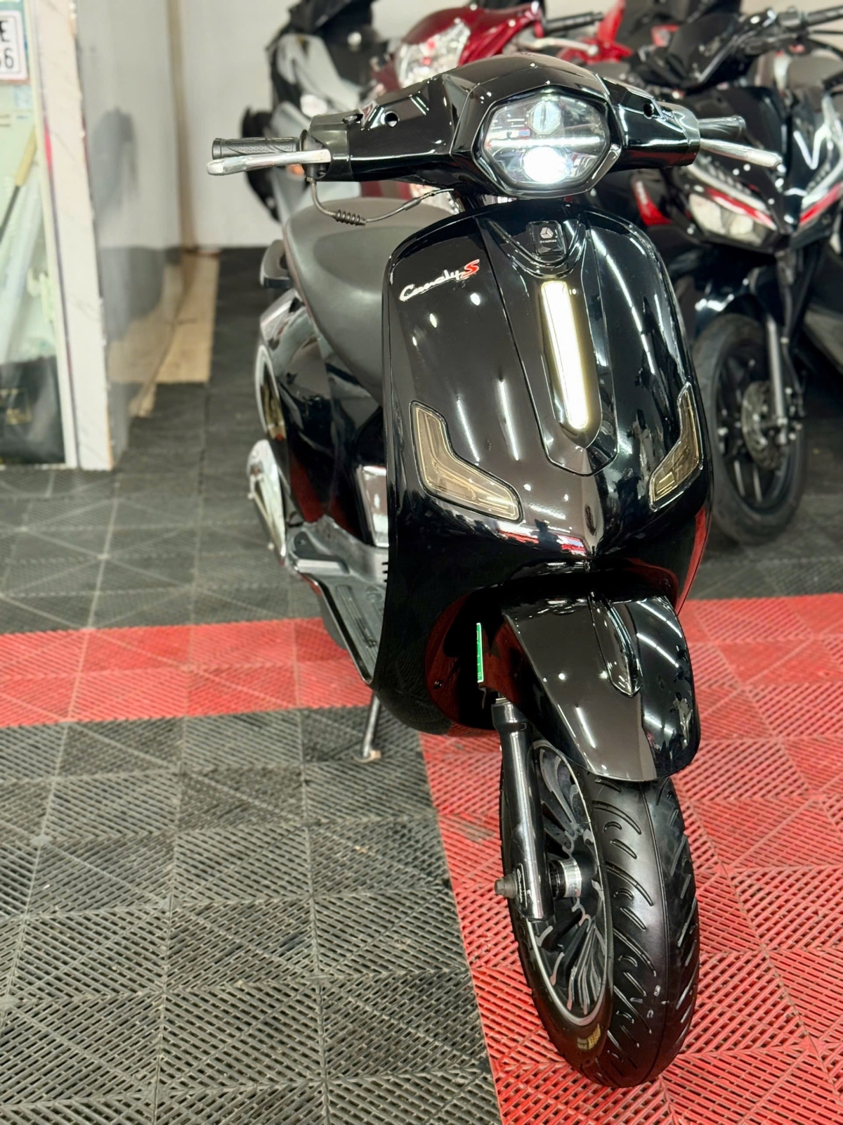Vespa 50cc 2024 59CB-11461
