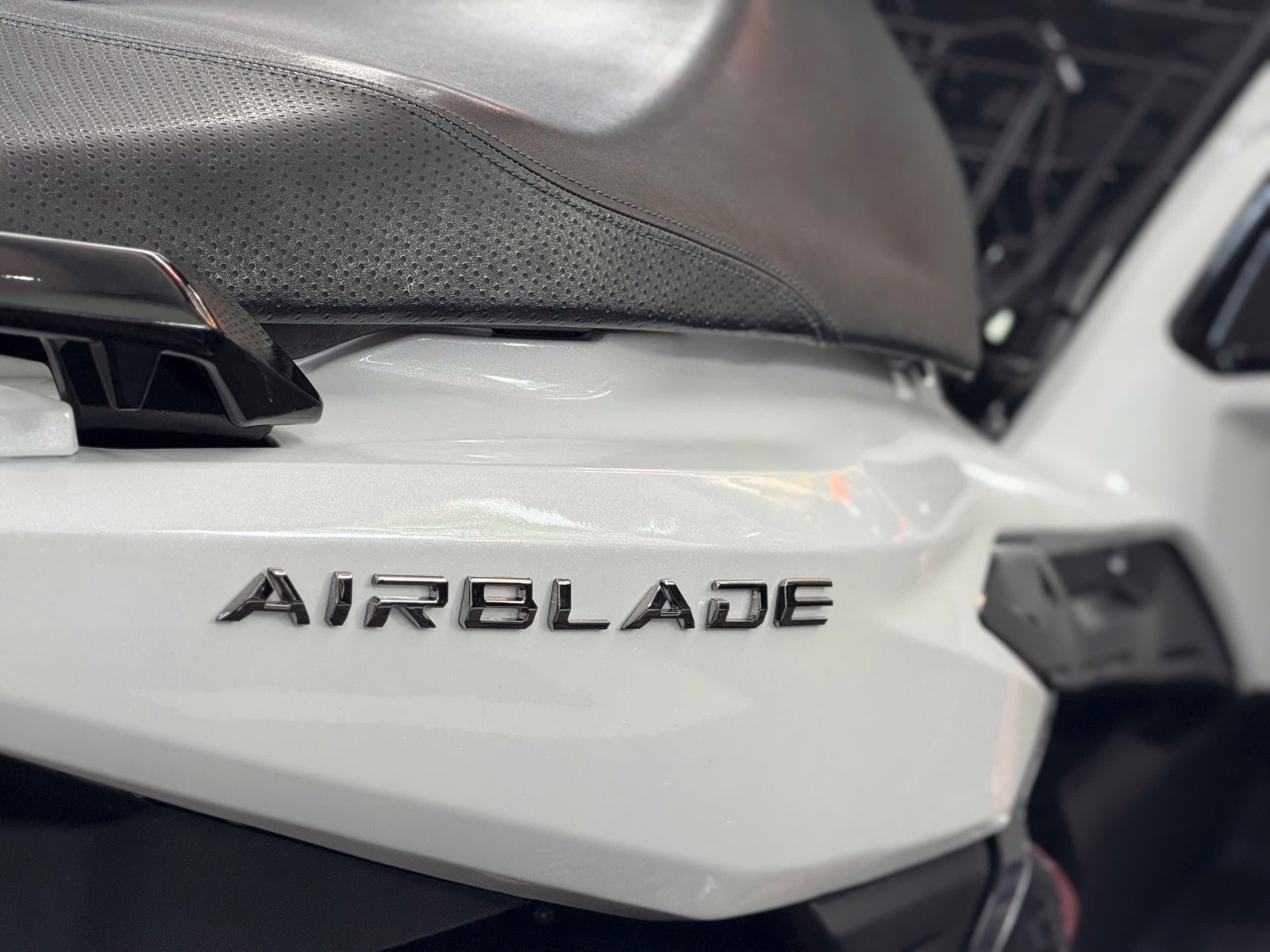 HONDA AIRBLADE 2022 4VAL 61B2-44412