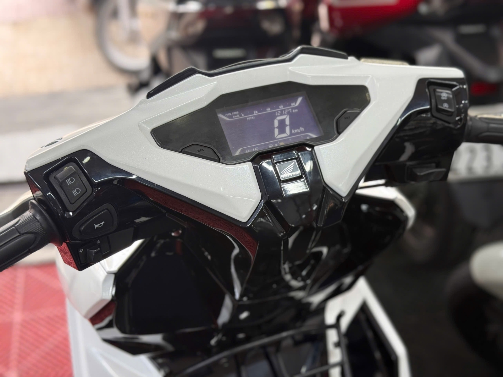 HONDA AIRBLADE 2022 4VAL 61B2-44412