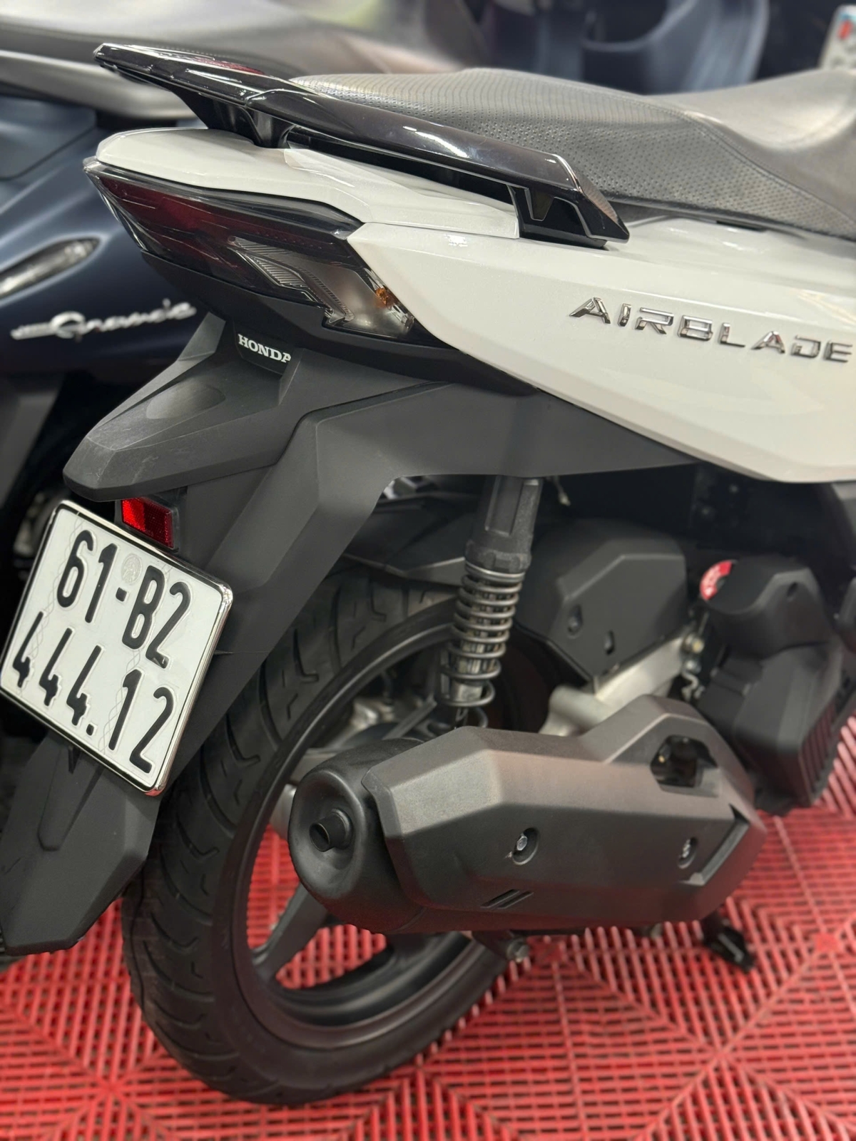 HONDA AIRBLADE 2022 4VAL 61B2-44412