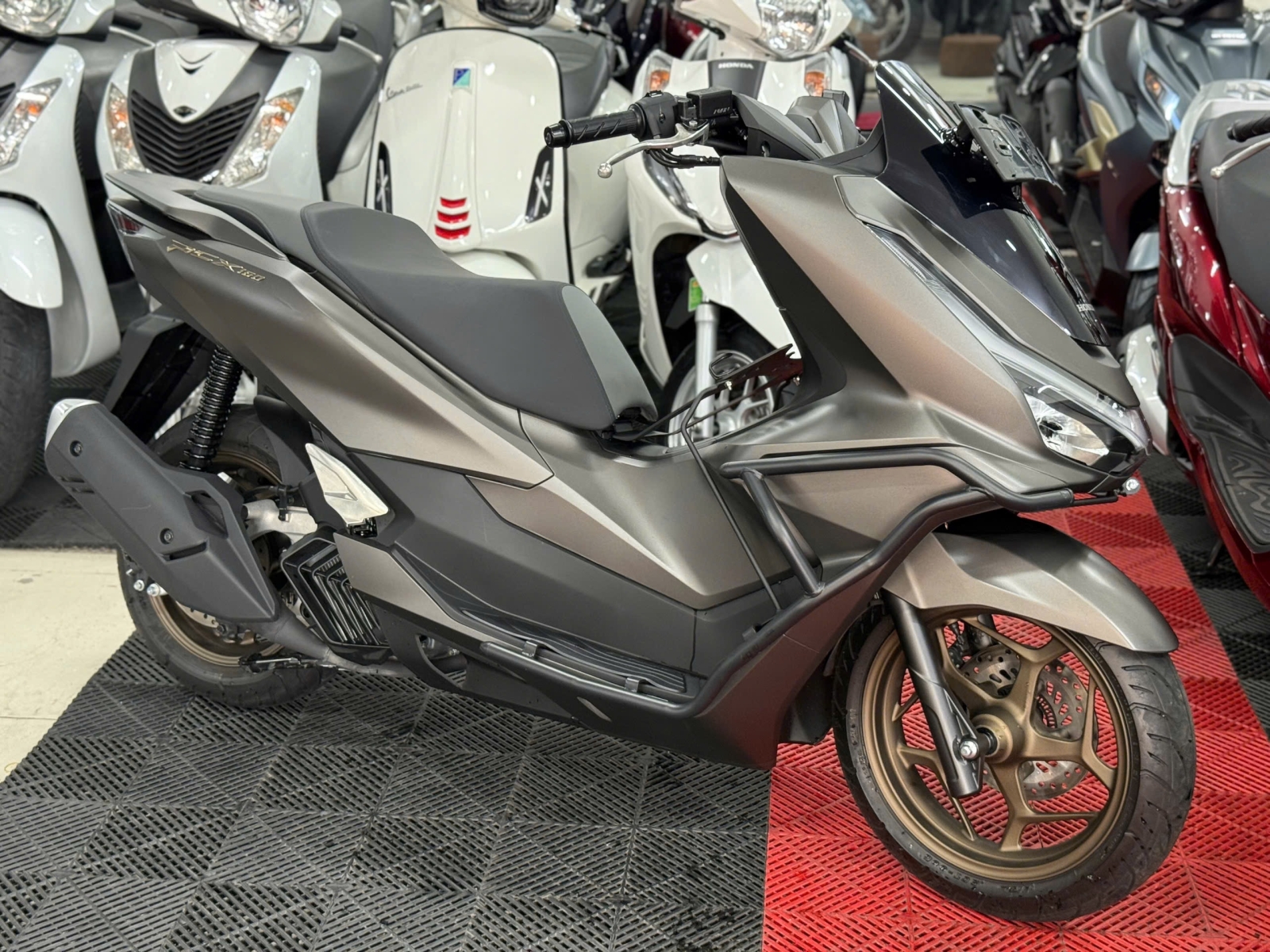 HONDA PCX 160 ABS 2026 BAO BẤM BIỂN