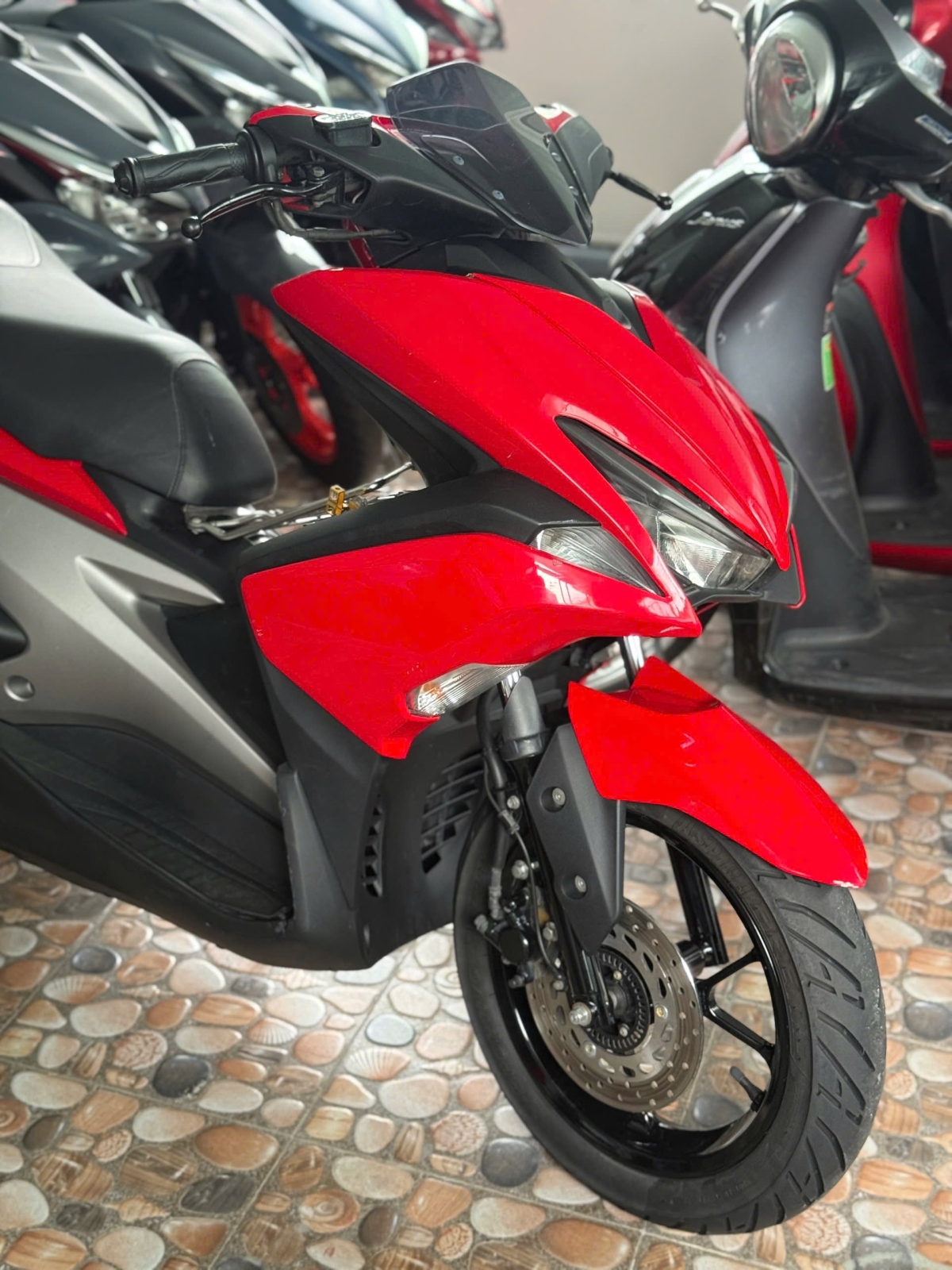 YAMAHA NVX 155 SMK 2018 59X3-33668