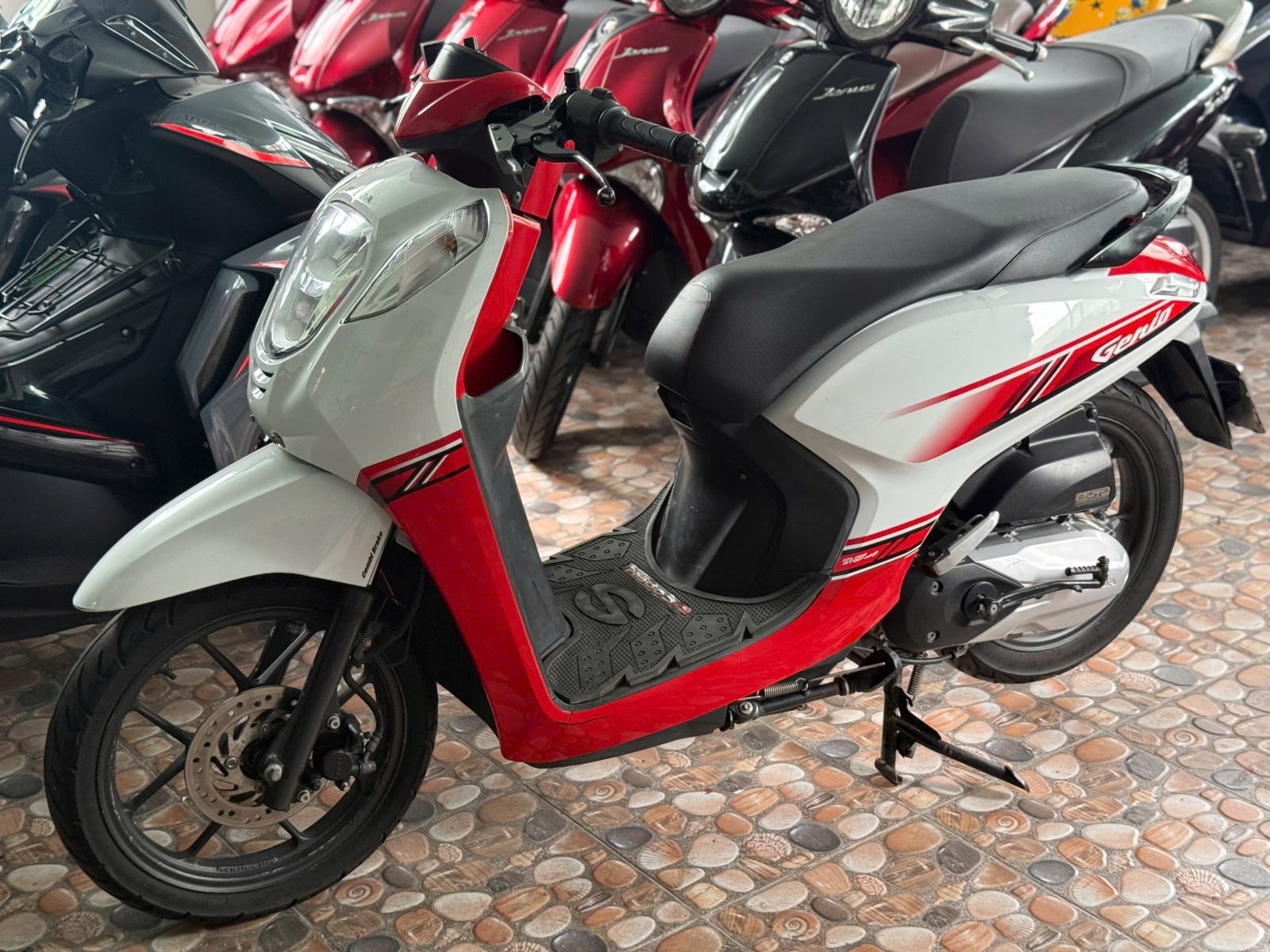 YAMAHA GENIO 2019 SMK 59T2-34876