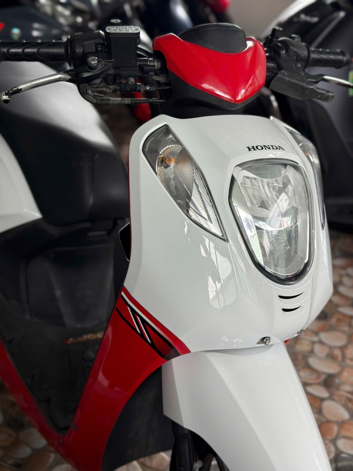 YAMAHA GENIO 2019 SMK 59T2-34876