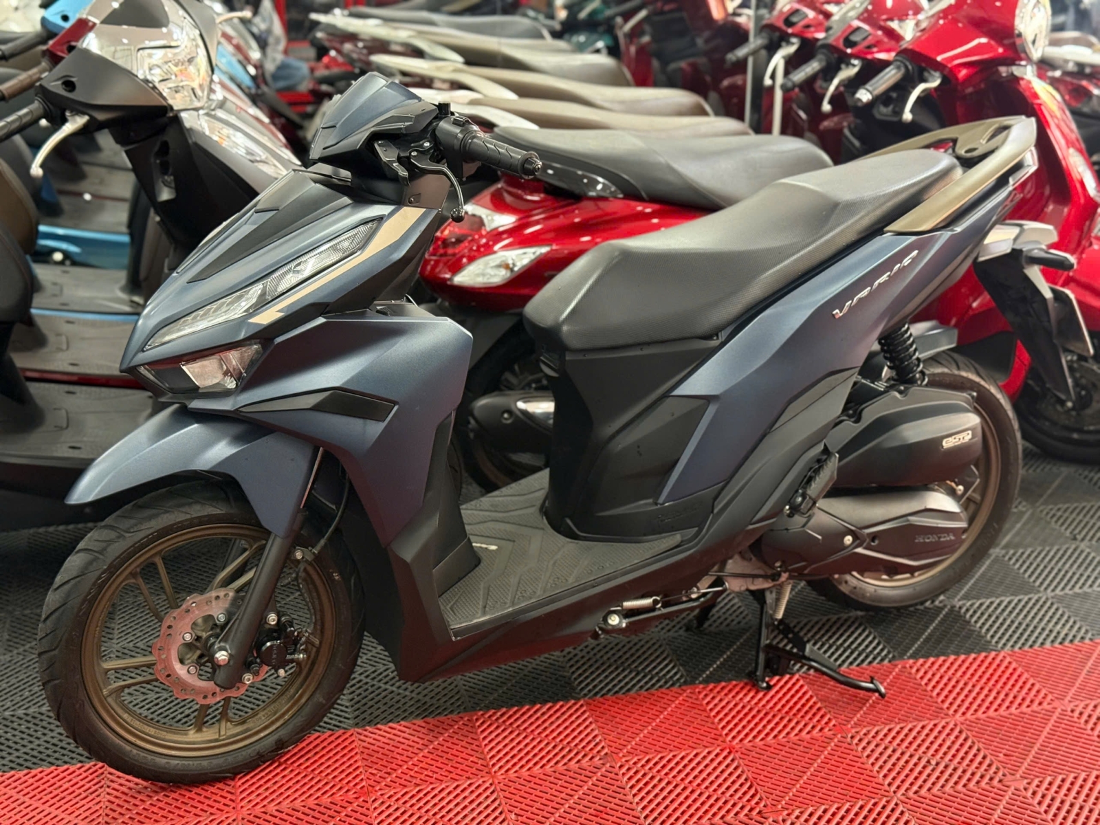 HONDA VARIO 125 2024 SMK 9000KM 59XB-56858