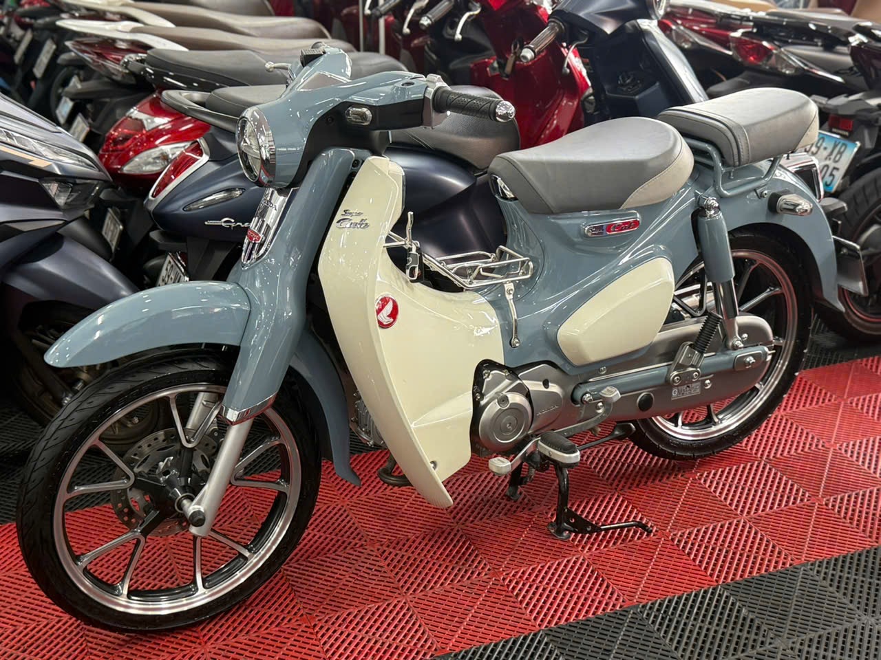 HONDA SUPER CUB 125 2023 5000KM 67H1-94519