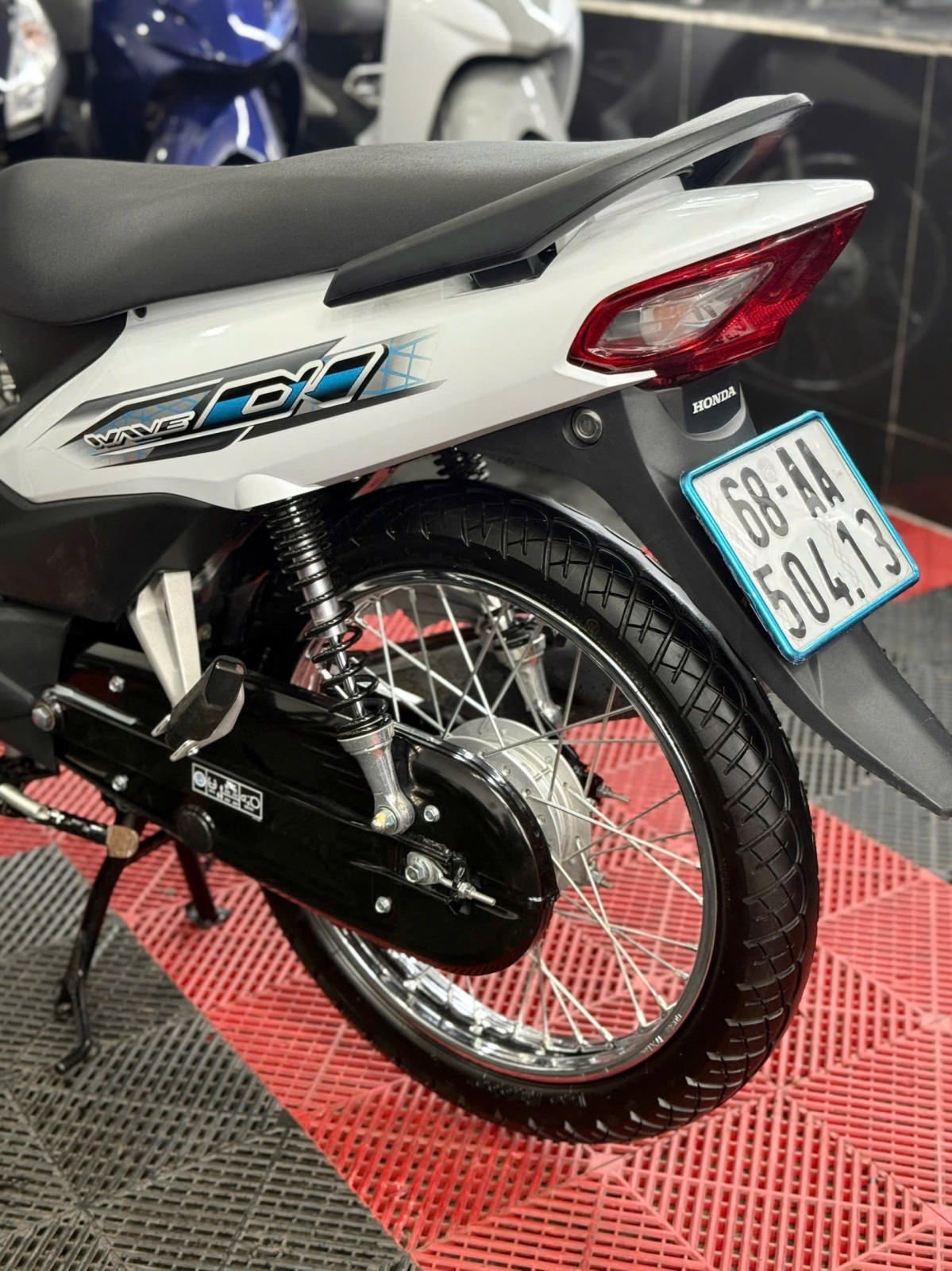 Wave @ 2025 68AA-50413